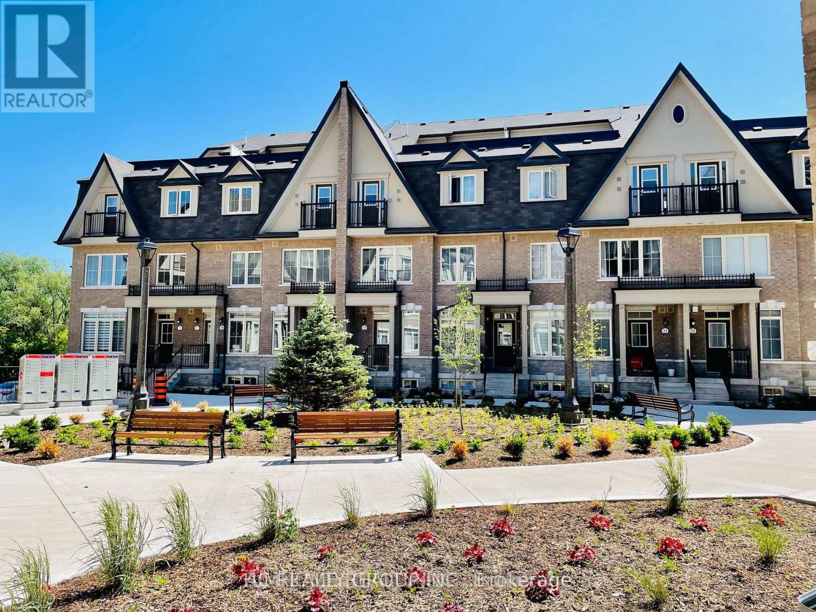20 LOWER - 181 PARKTREE DRIVE, Vaughan (Maple)