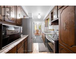 Bathroom - 129 Cavell Avenue, Toronto, ON M8V1P5 Photo 13