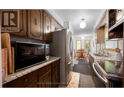 129 Cavell Avenue, Toronto, ON M8V1P5 Photo 14