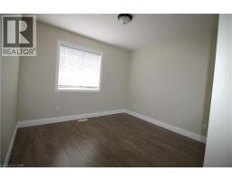 Living room/Dining room - 1395 Bleams Road Unit# 3, Kitchener, ON N2E3X7 Photo 6