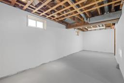 890 Charleswood Road, Winnipeg, MB R3R1K6 Photo 26