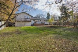 890 Charleswood Road, Winnipeg, MB R3R1K6 Photo 32
