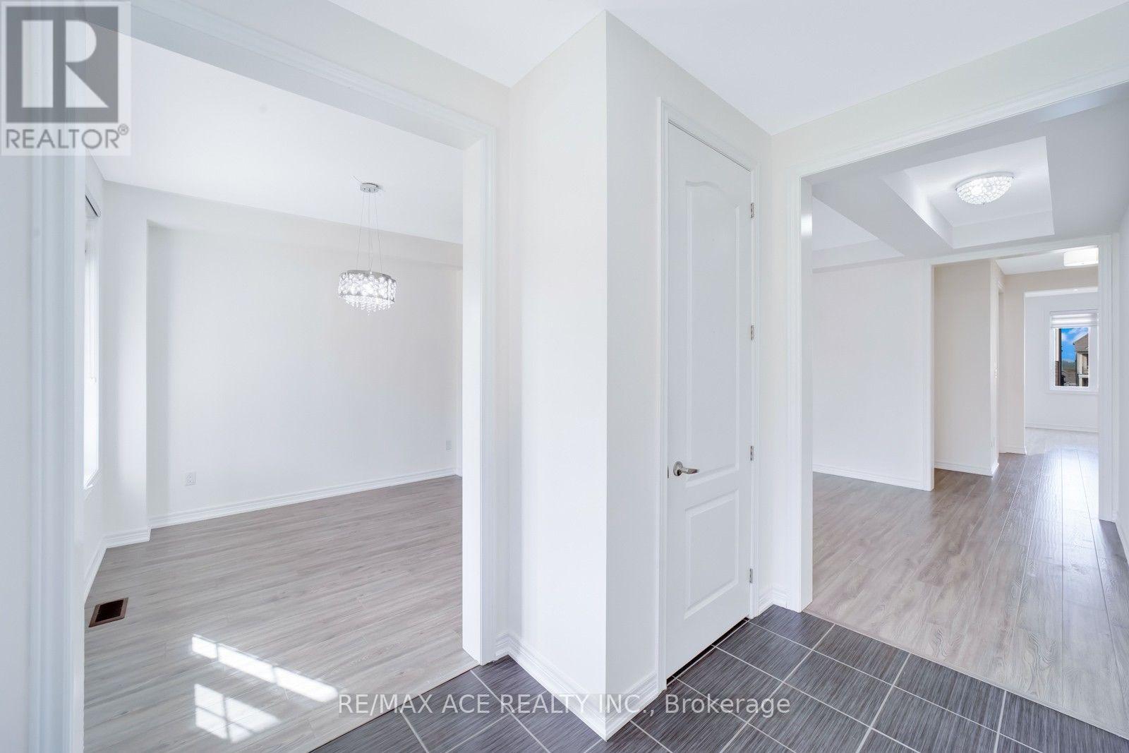 15 Bell Avenue, New Tecumseth photo 3