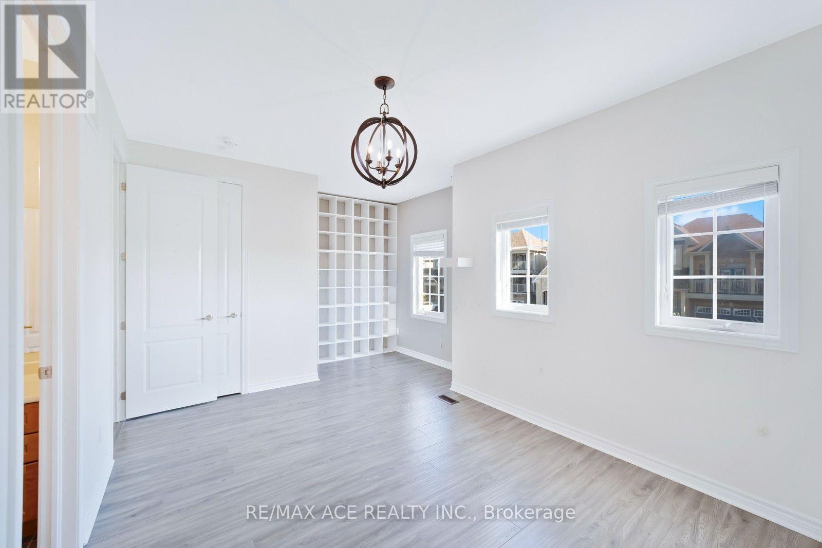 15 Bell Avenue, New Tecumseth photo 32