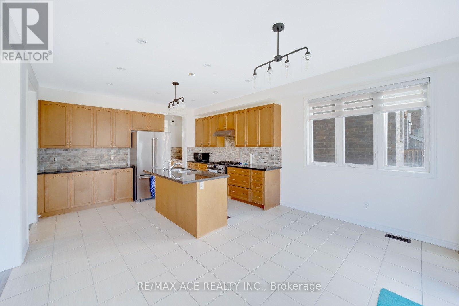 15 Bell Avenue, New Tecumseth photo 9