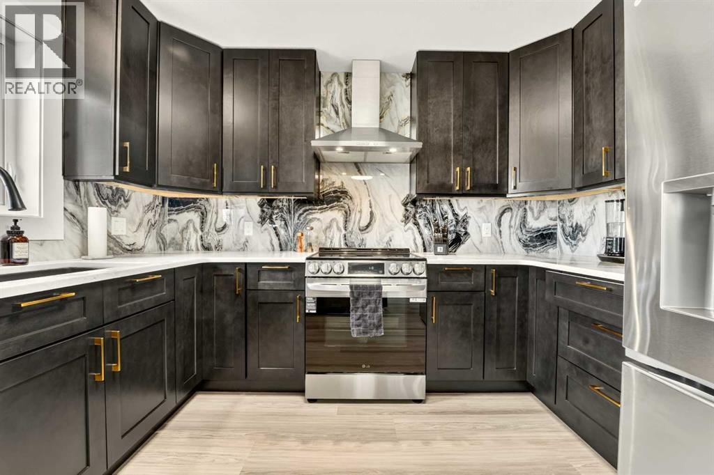 35 Ermineglen Road N, Lethbridge — photo 11