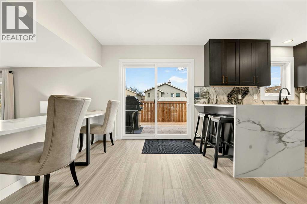 35 Ermineglen Road N, Lethbridge — photo 16