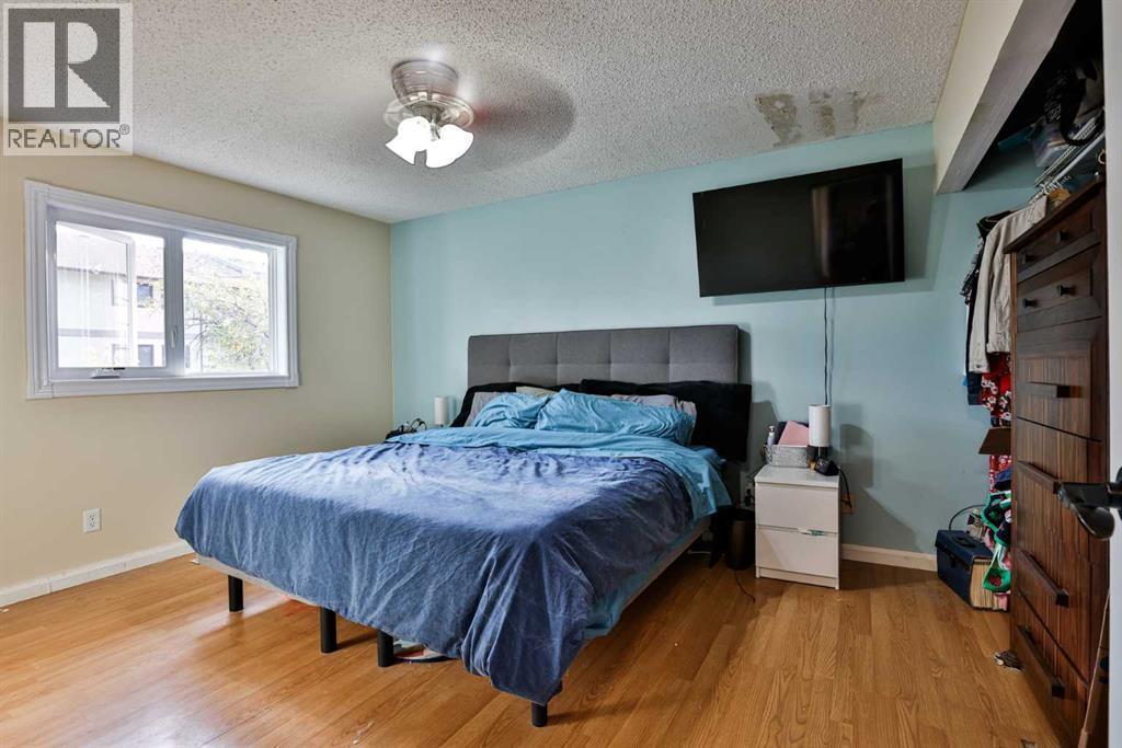 186 Oxford Road W, photo 9 of 22