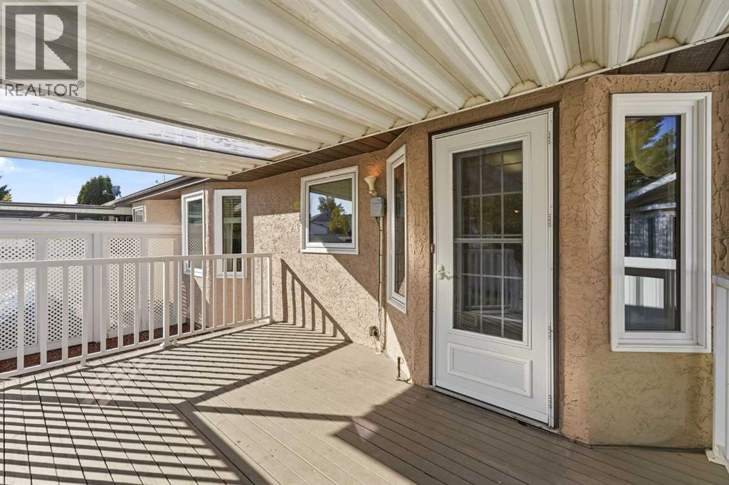 180 Doran Crescent, photo 32 of 44