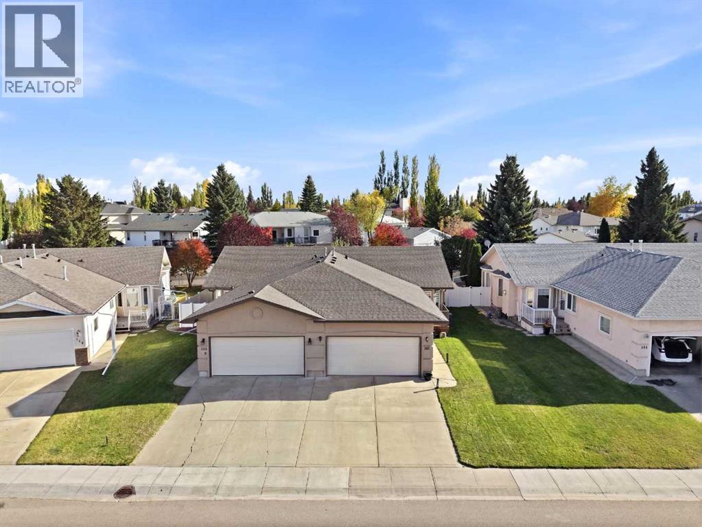 180 Doran Crescent, photo 38 of 44