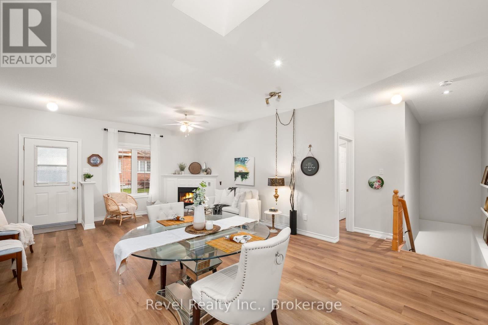 10 - 111 COLBORNE STREET, Kawartha Lakes (Fenelon Falls) — photo 12