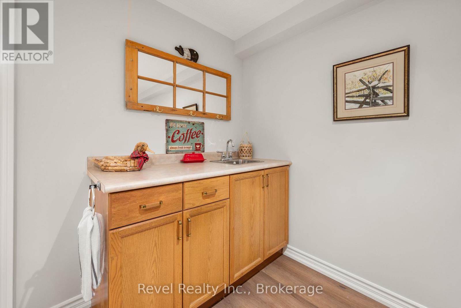 10- 111 Colborne Street, Kawartha Lakes, ON photo 34