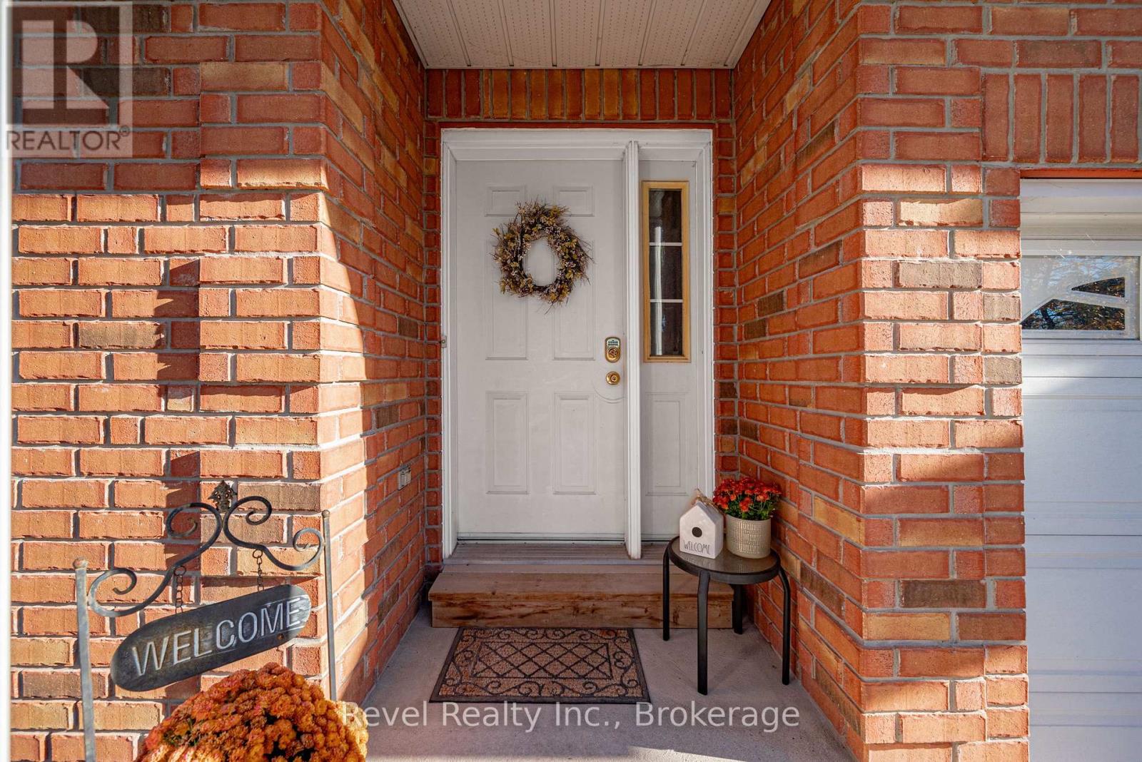 10 - 111 COLBORNE STREET, Kawartha Lakes (Fenelon Falls) — photo 6