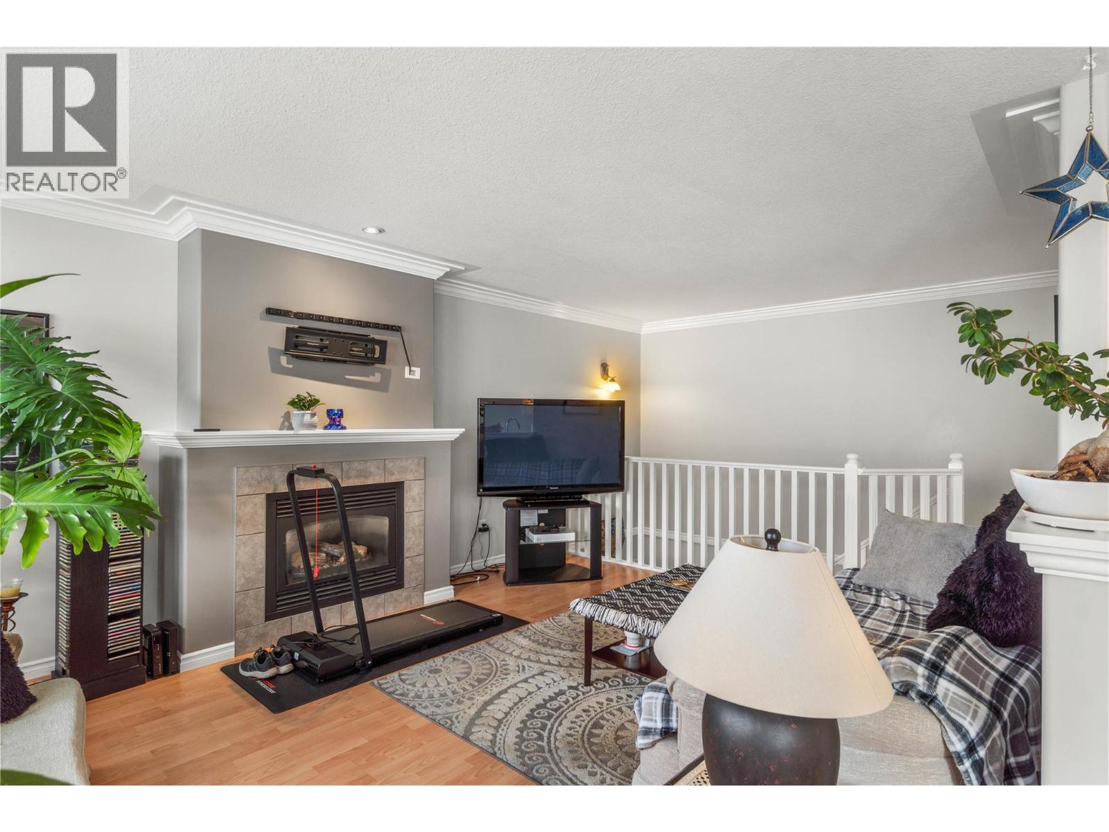 #27 1104 QUAIL Drive - 16