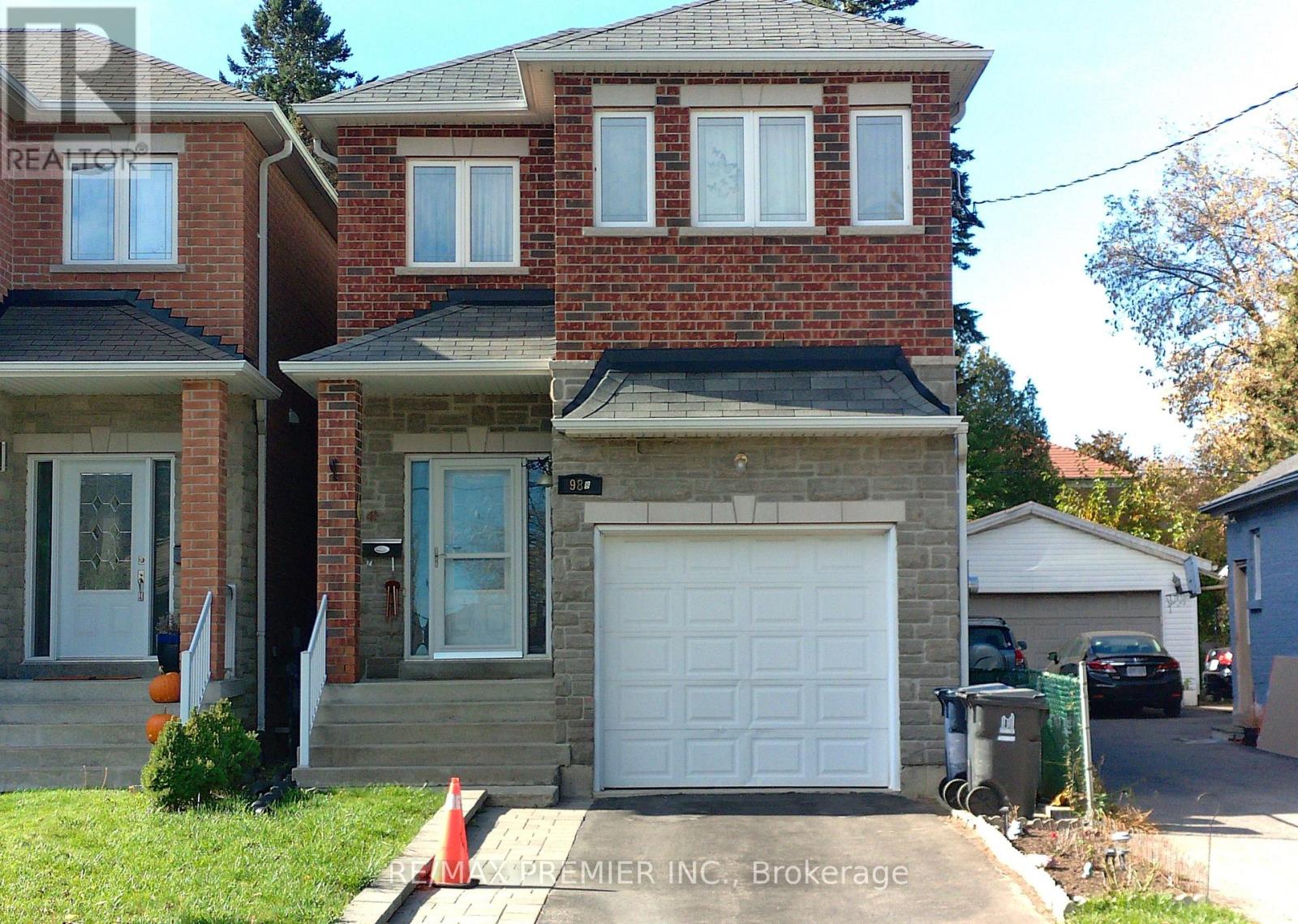 98B HEALE AVENUE, Toronto (Birchcliffe-Cliffside) — photo 2