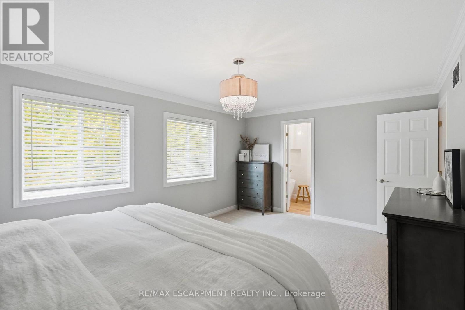 8 Goldenview Court, Hamilton, ON photo 21