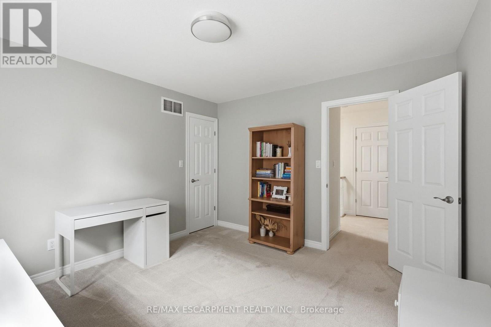 8 Goldenview Court, Hamilton, ON photo 29