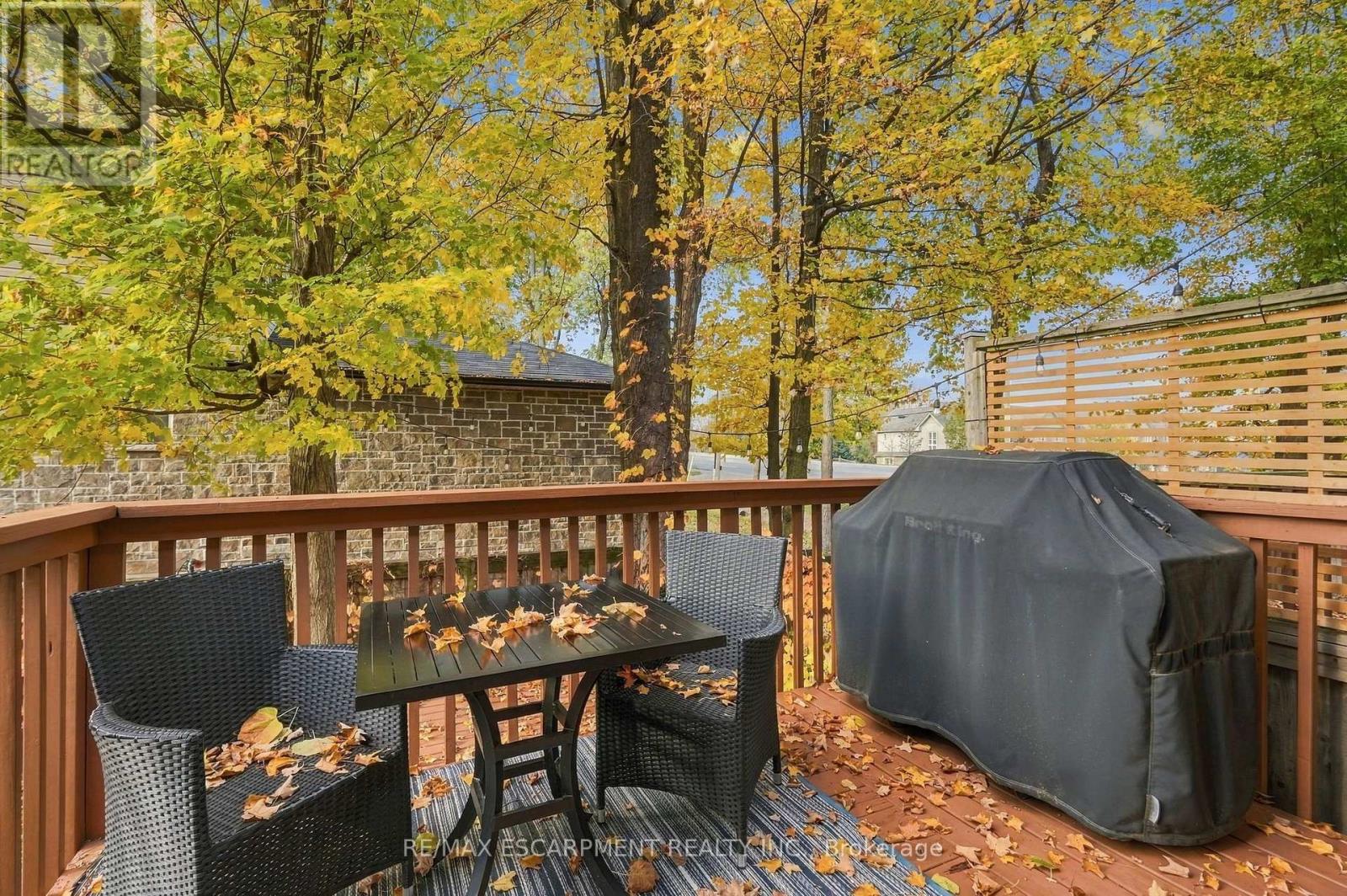 8 Goldenview Court, Hamilton, ON photo 32