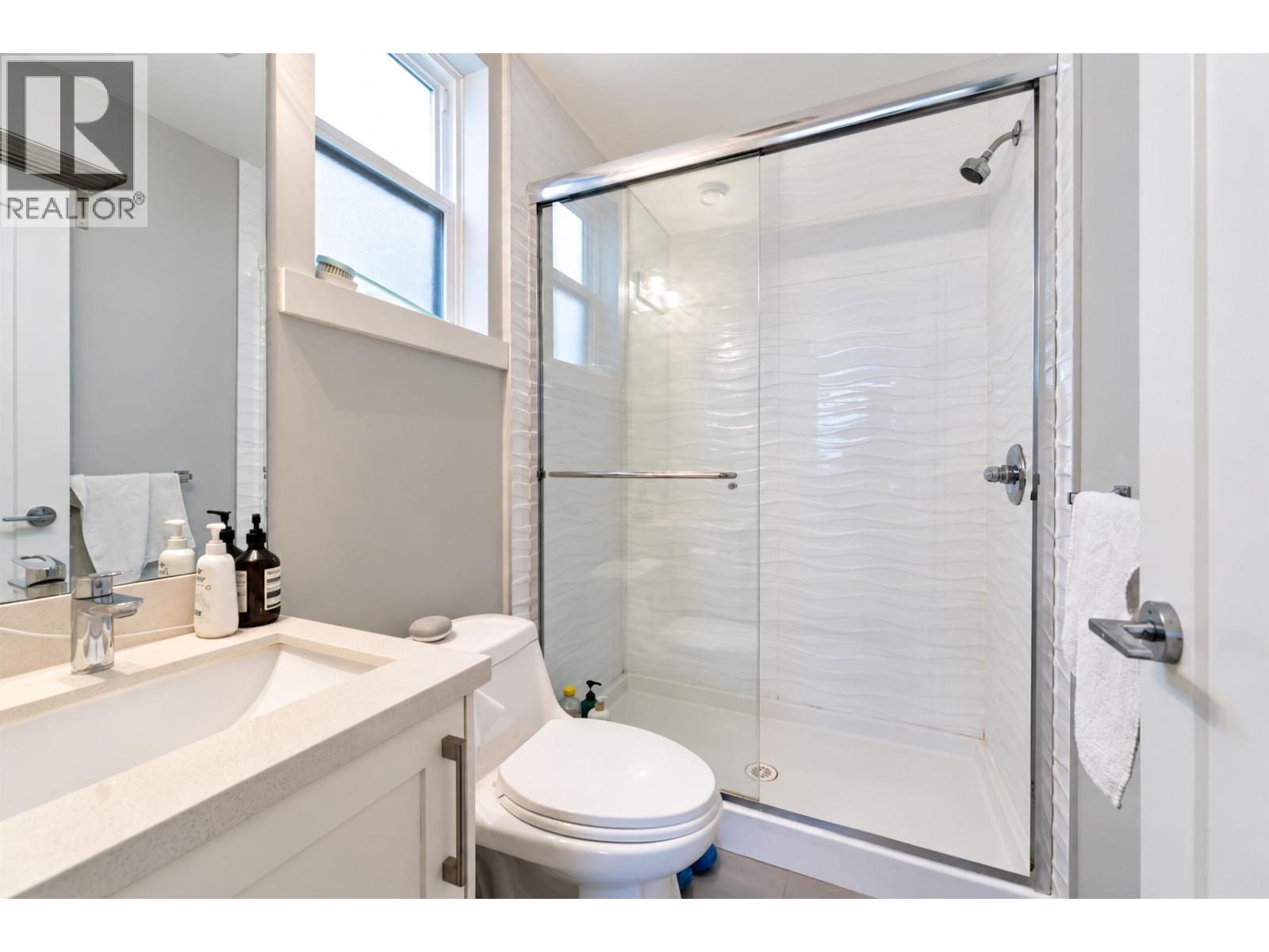 5065 Dominion Street, Burnaby — photo 26