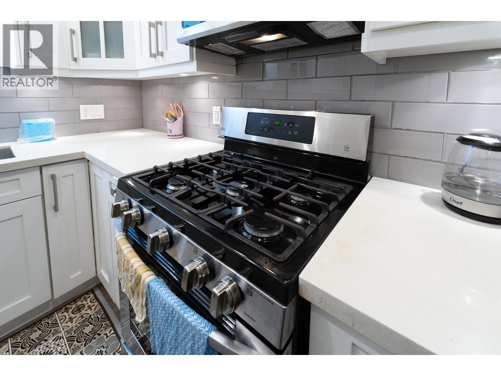 5065 Dominion Street, Burnaby — photo 13