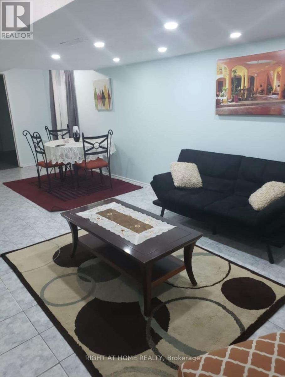 693 Macbeth Heights, Mississauga, ON photo 22