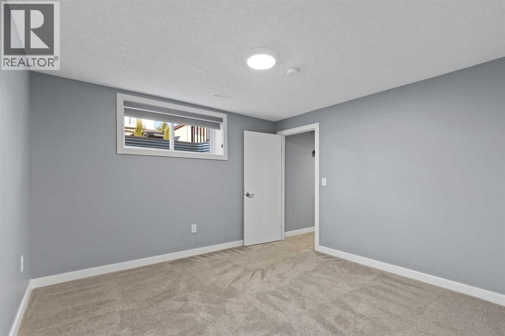 264 Willowmere Way, photo 37 of 47