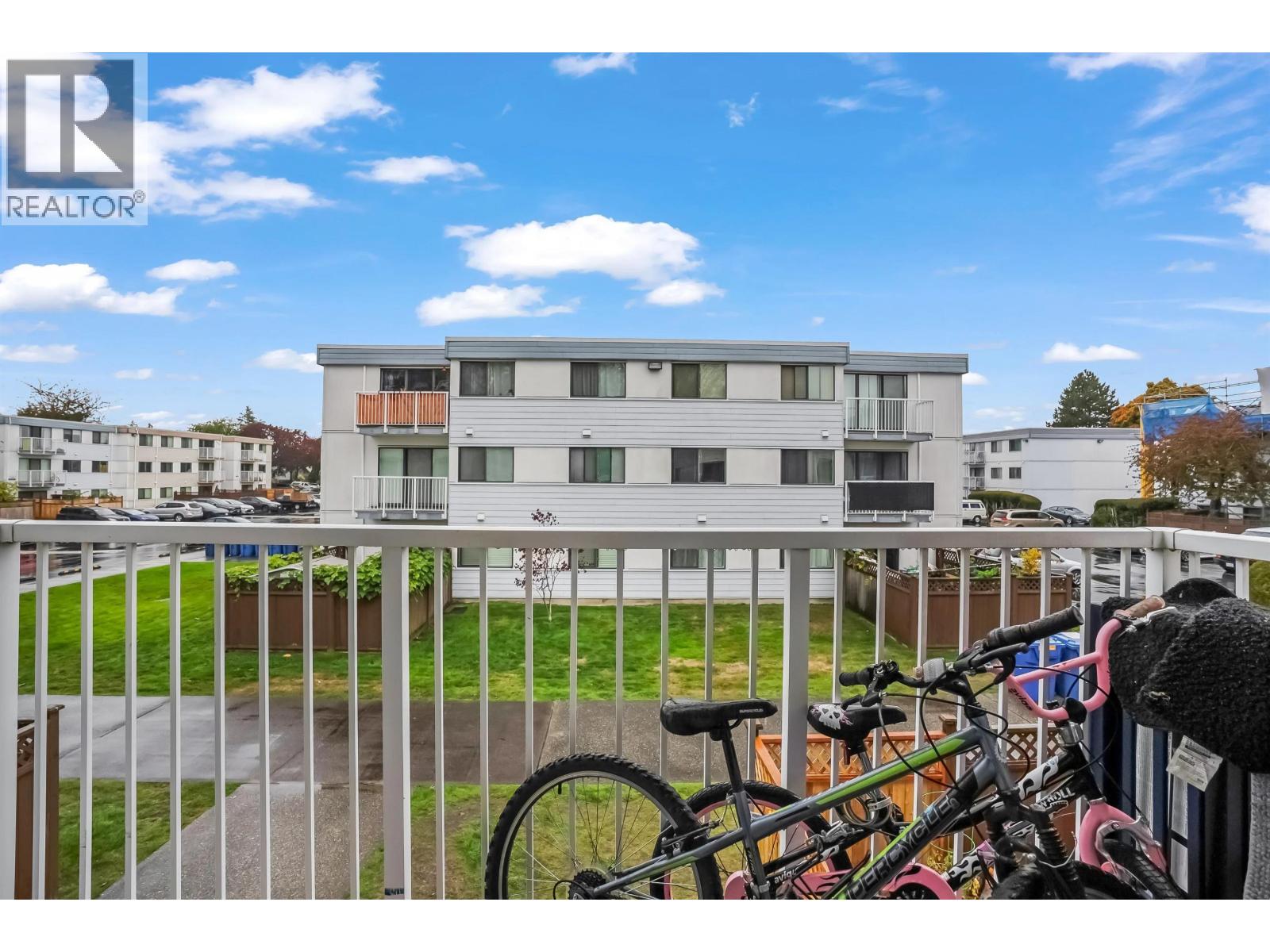 #205-7220 LINDSAY Road, Richmond