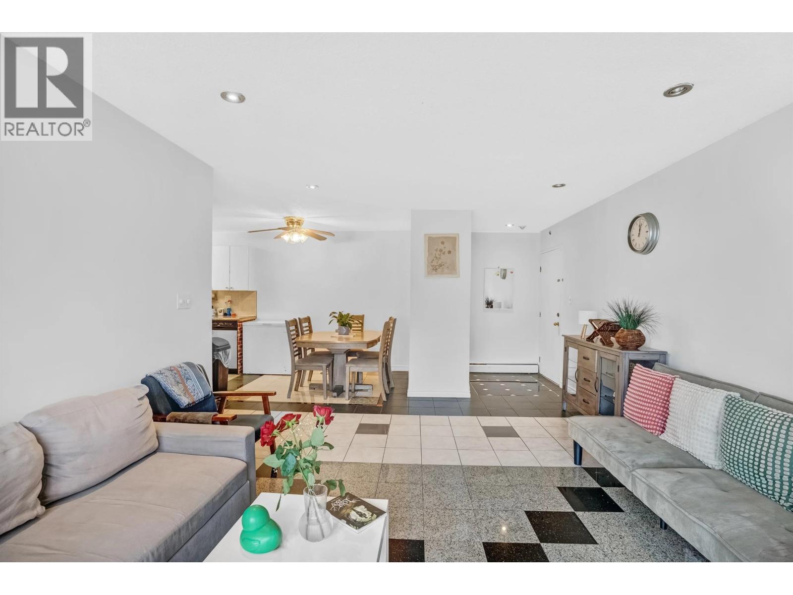#205-7220 LINDSAY Road, Richmond
