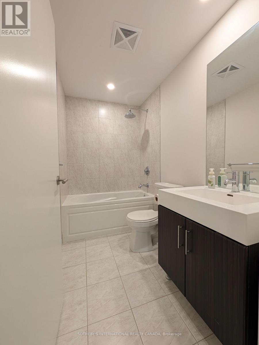 207 - 160 VANDERHOOF AVENUE, Toronto (Thorncliffe Park) — photo 6