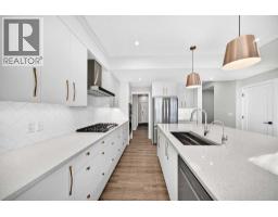 5pc Bathroom - 300 Carringvue Place Nw, Calgary, AB T3P2A5 Photo 18