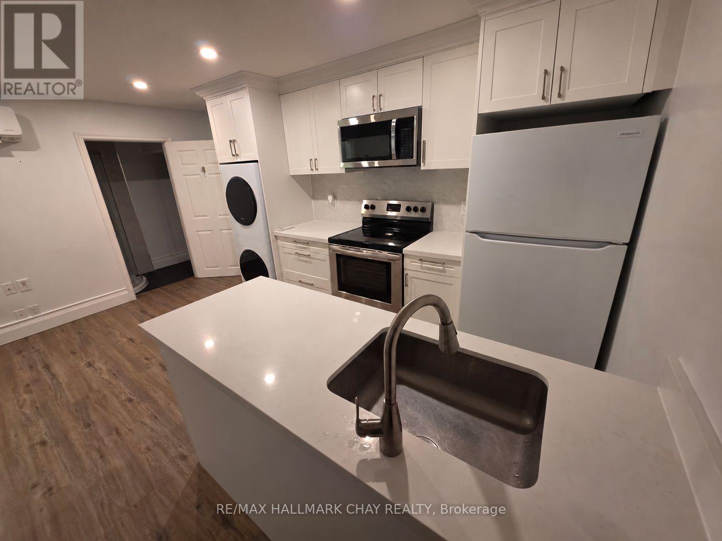 1 - 28 MATCHEDASH STREET N, Orillia — photo 7