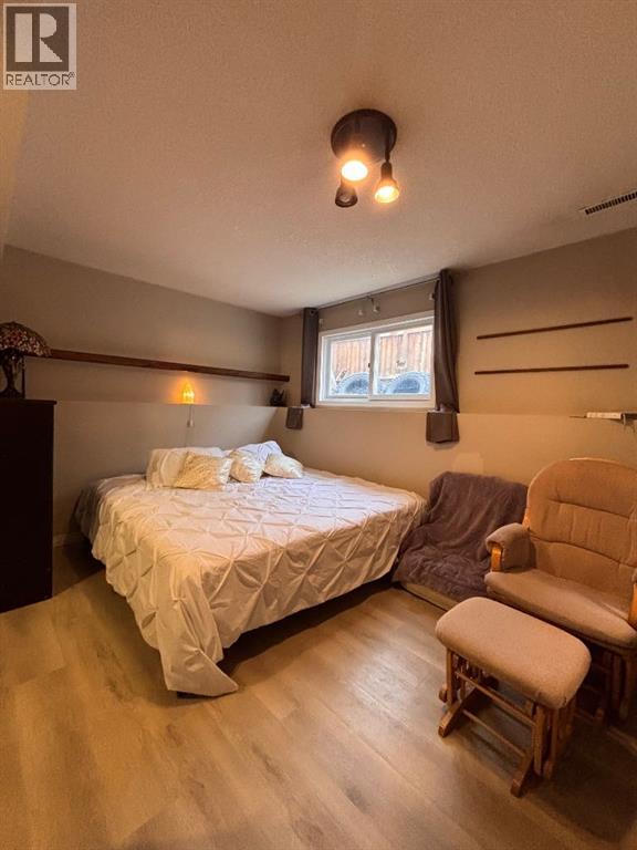Photo 37