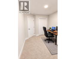 4pc Bathroom - 236 142 Avenue Nw, Calgary, AB T3P0V7 Photo 15