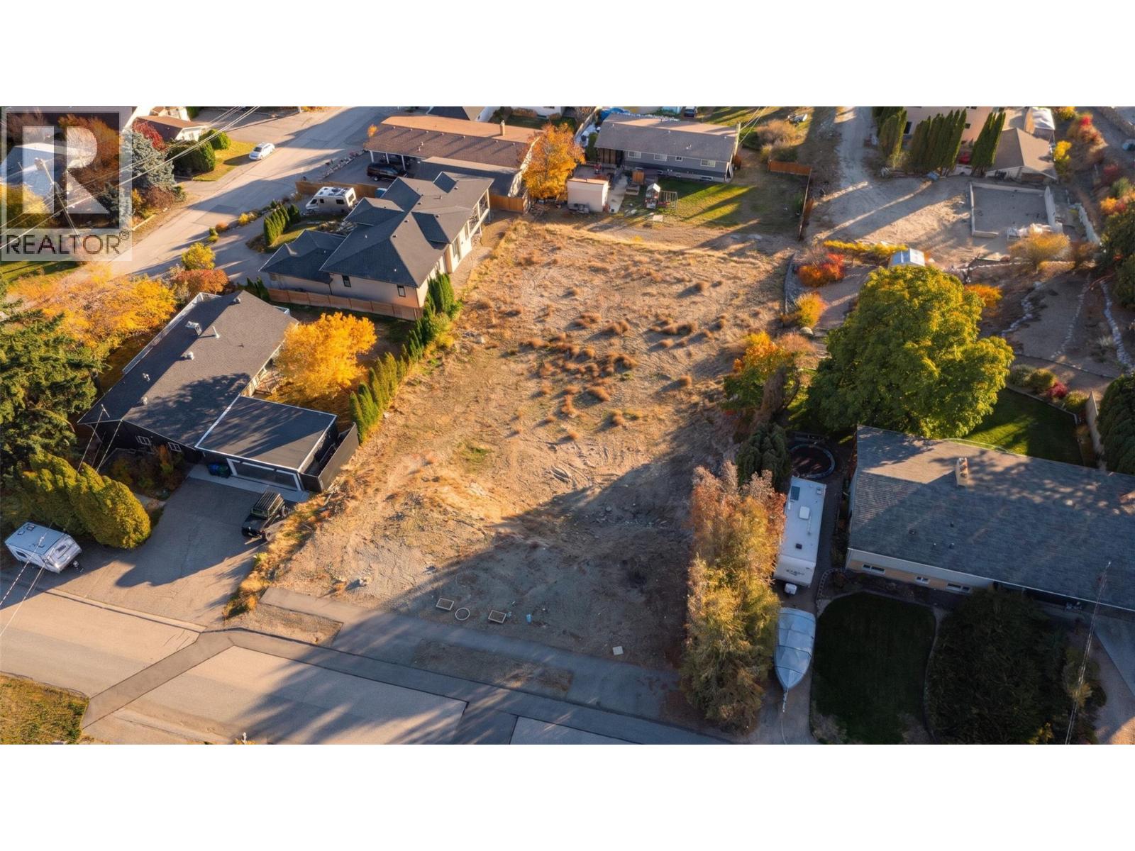  940 Skyline Road, West Kelowna - Image 1