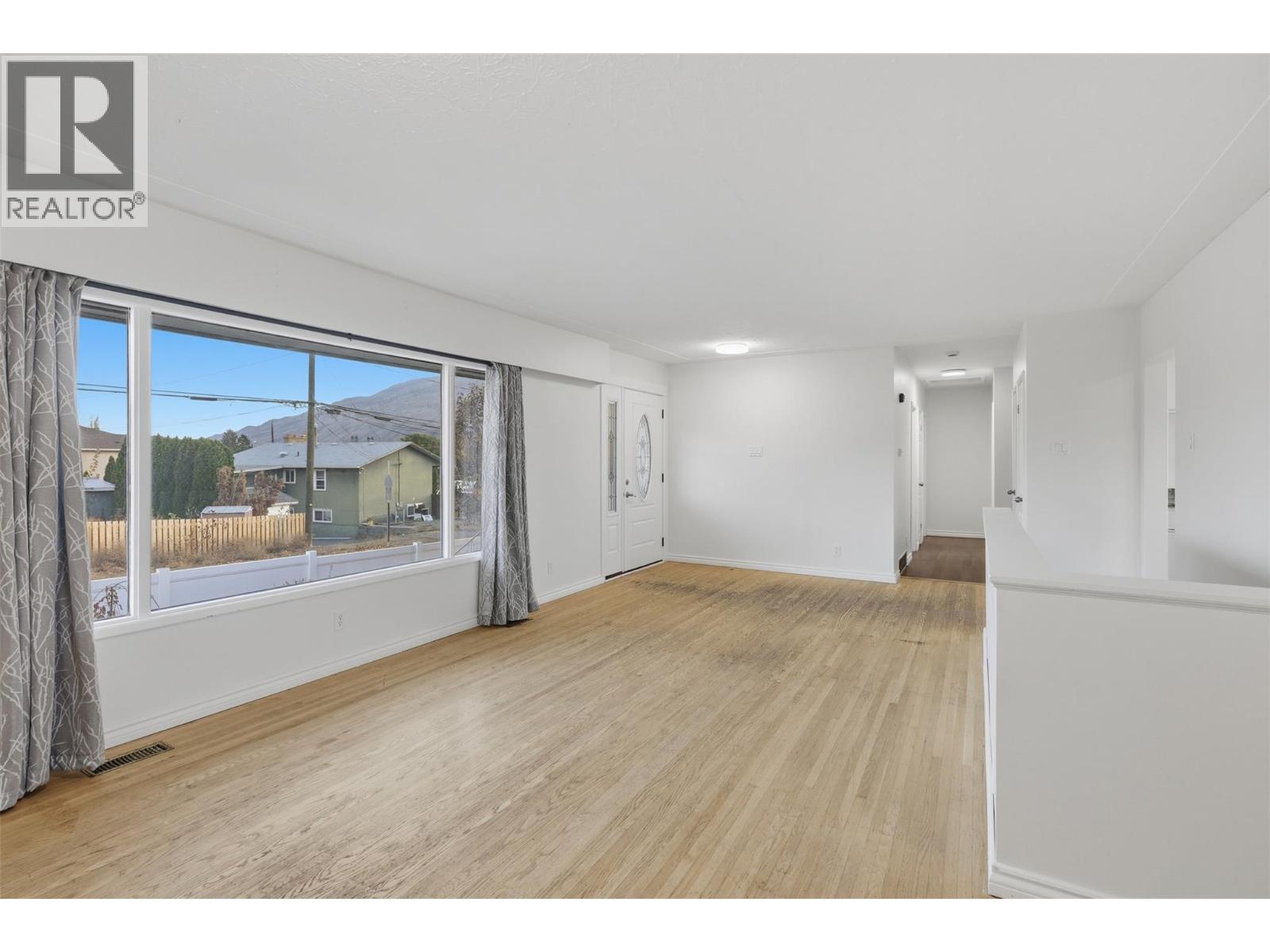 675 Windsor Avenue - 12