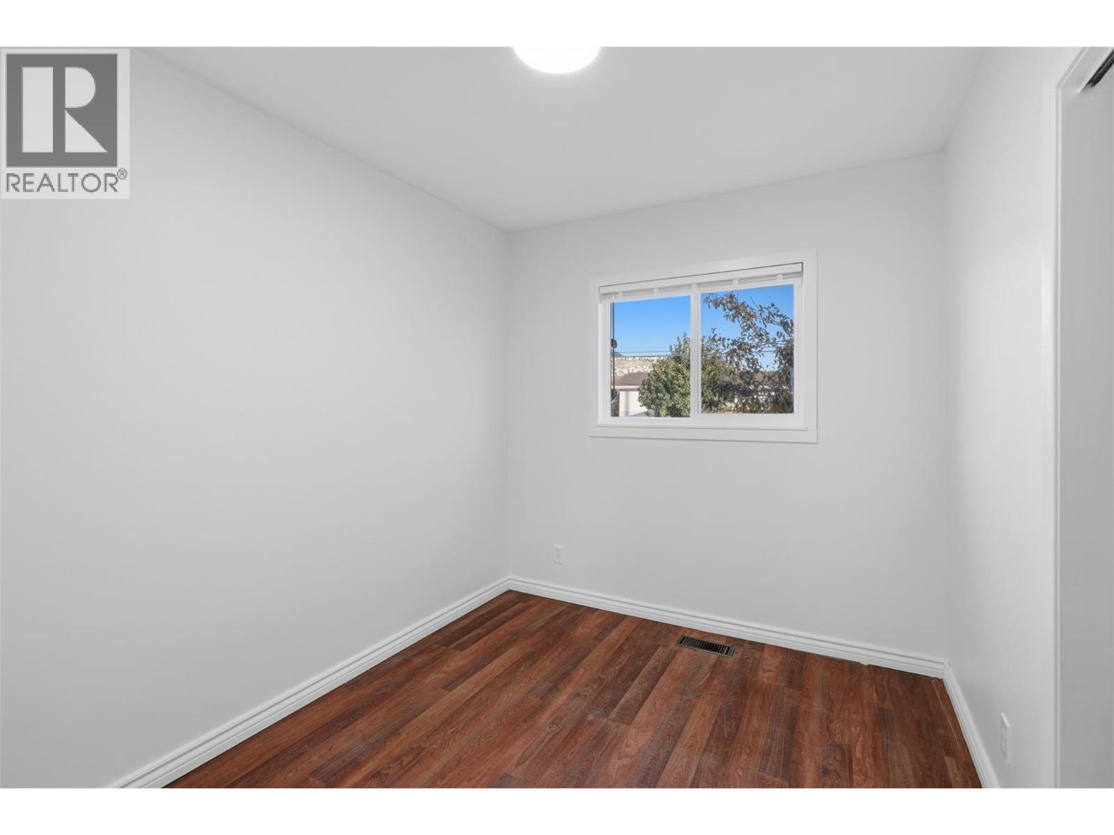 675 Windsor Avenue - 24