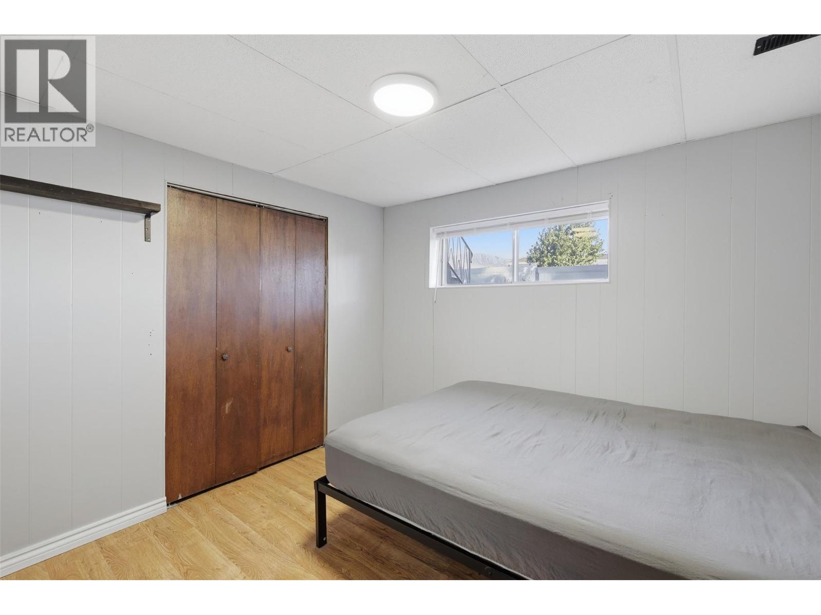 675 Windsor Avenue - 52