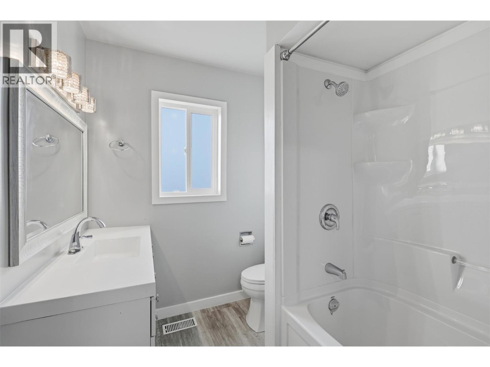 675 Windsor Avenue - 26