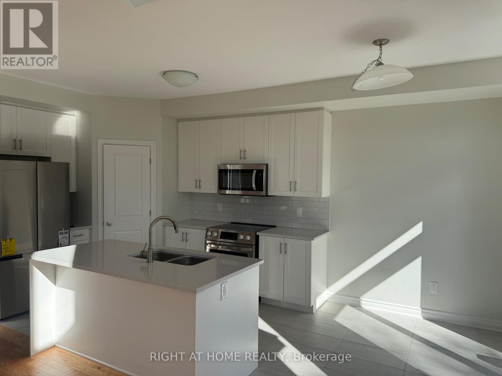 1 FISHER AVENUE W, South Dundas — photo 5