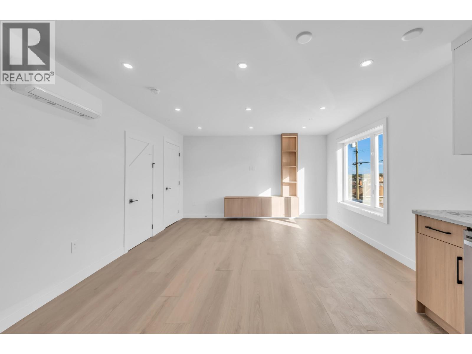 3036 E 5th Avenue, Vancouver — photo 13
