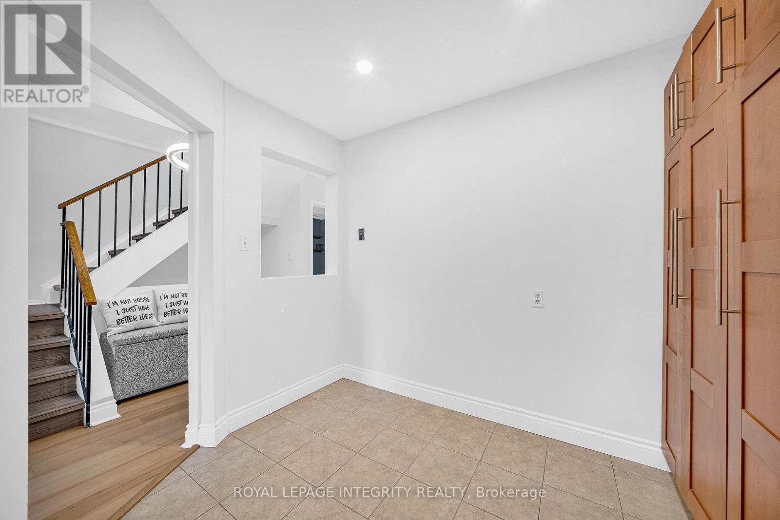 27 DANAHER DRIVE, Ottawa — photo 7
