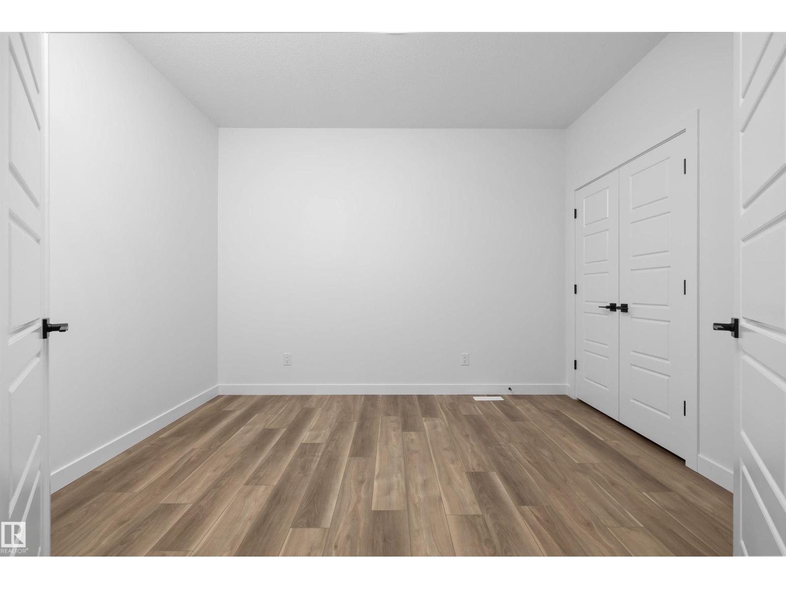 Property photograph 7 for MLS E4492114
