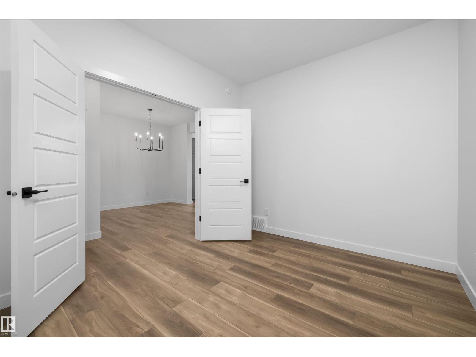 Property photograph 9 for MLS E4492114