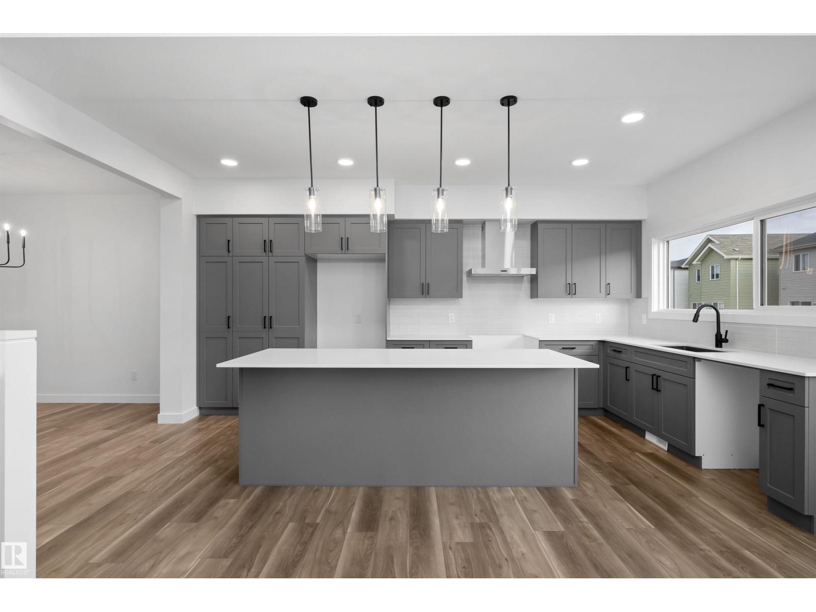 Property photograph 20 for MLS E4492114