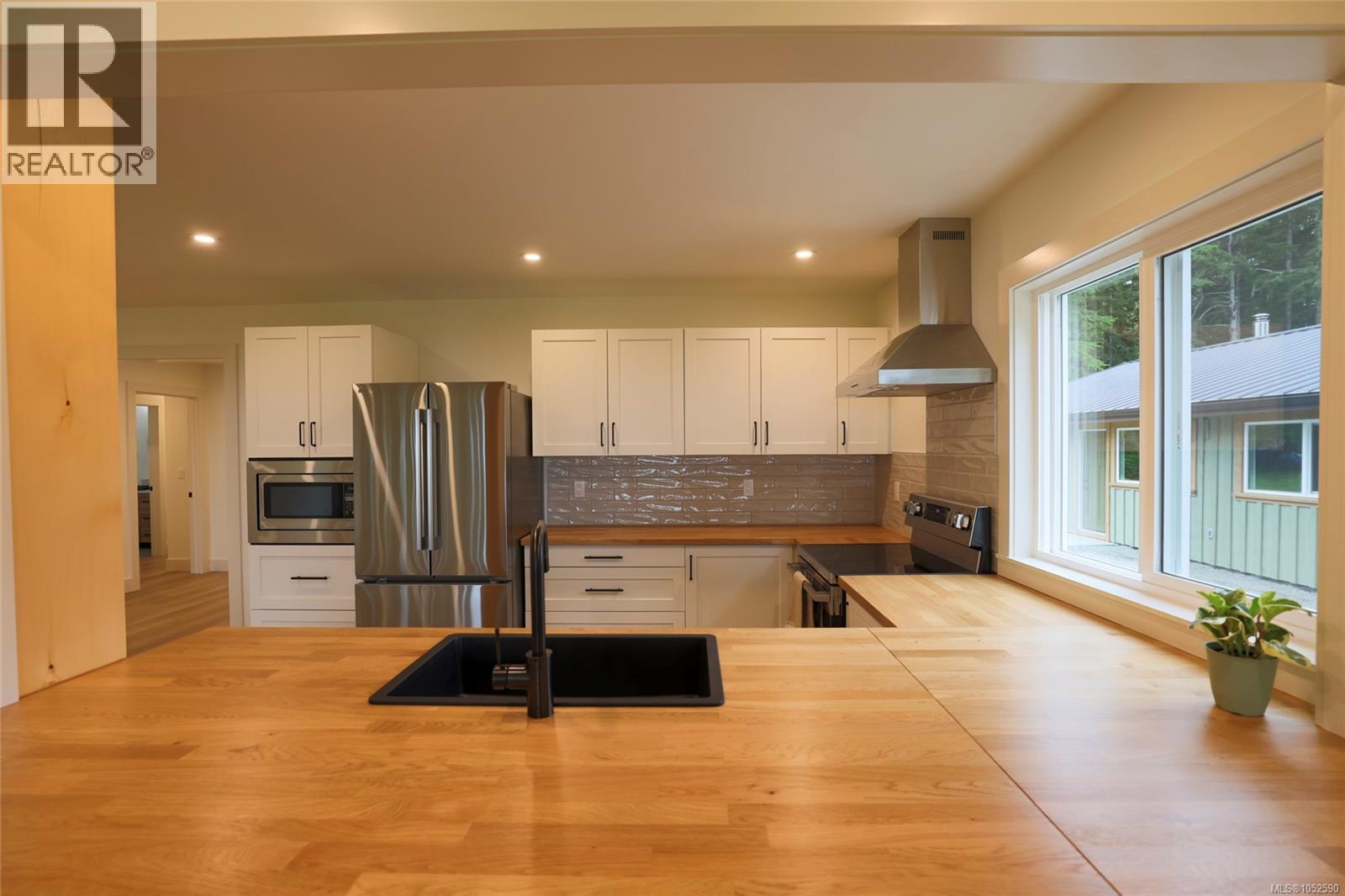 6200 Storey's Beach Rd - 11