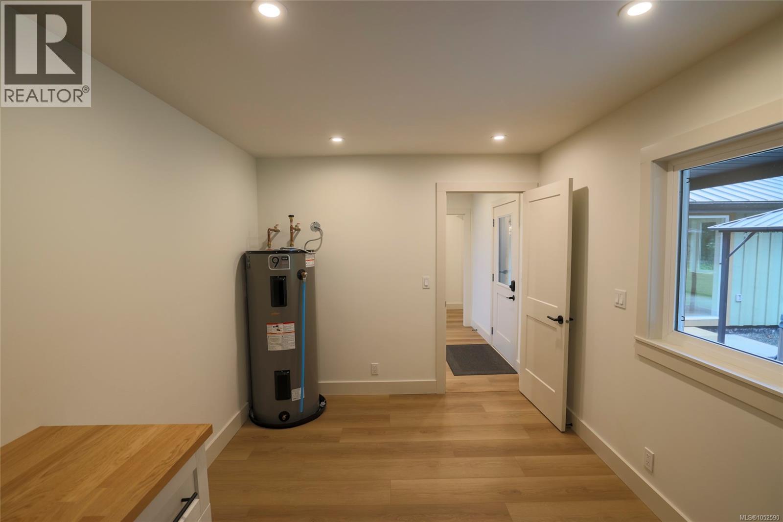 6200 Storey's Beach Rd - 26