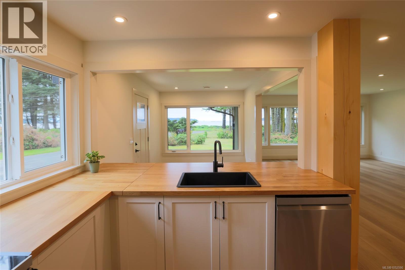 6200 Storey's Beach Rd - 12
