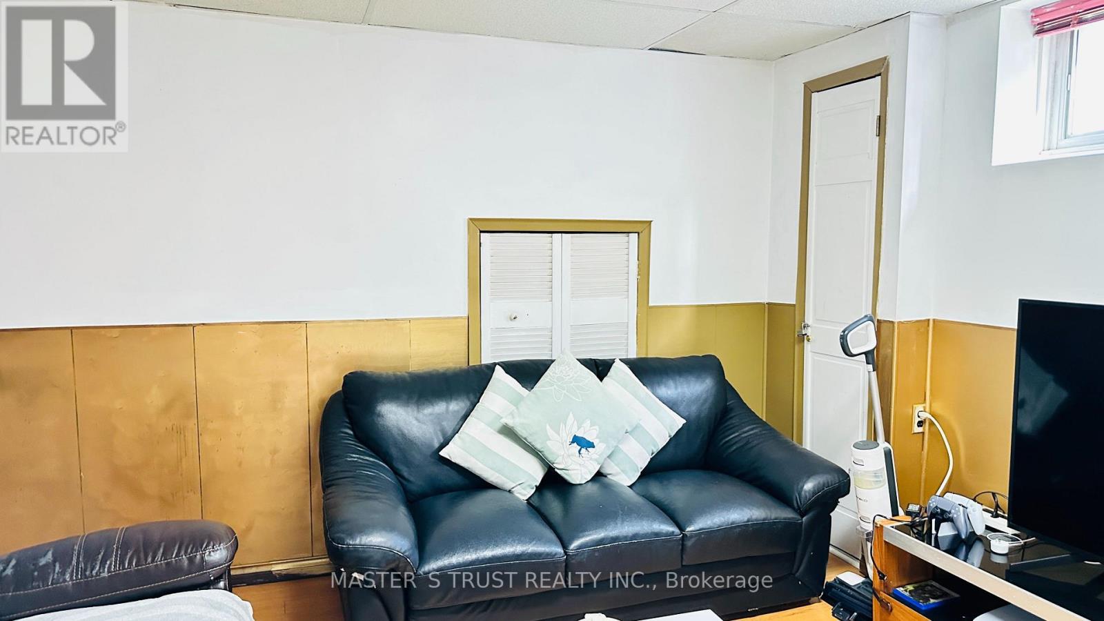 LOWER - 112 MINTWOOD DRIVE, Toronto (Bayview Woods-Steeles) — photo 4