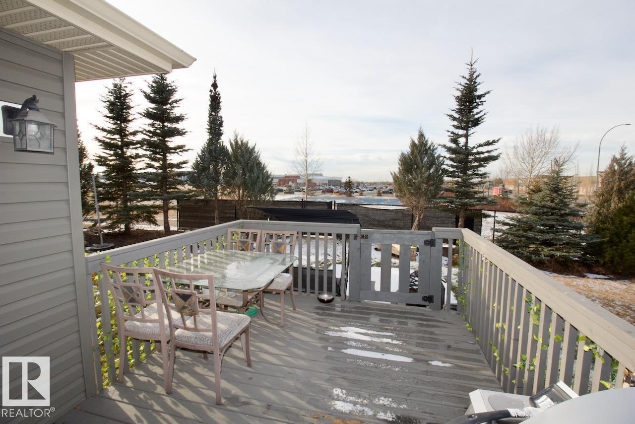 7704 ELLESMERE LN, Sherwood Park — photo 9