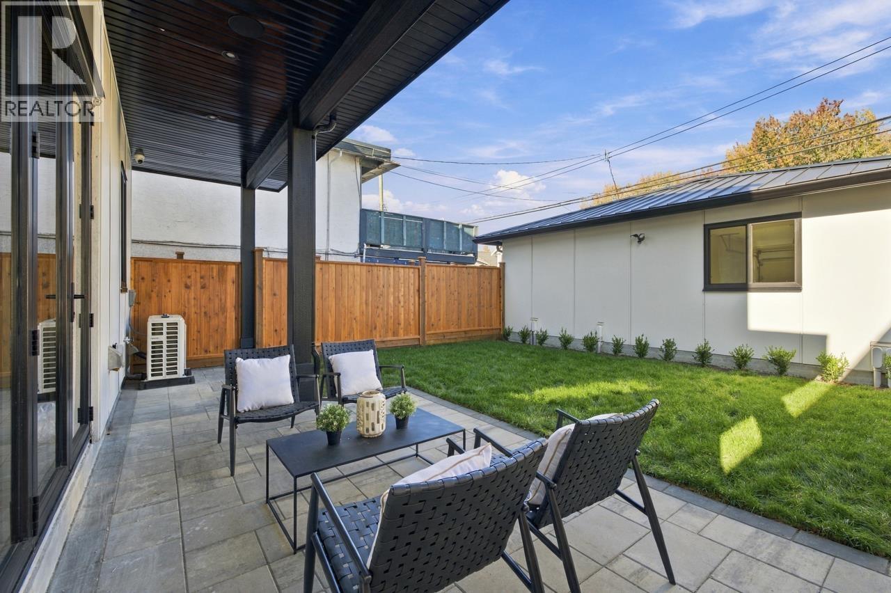 2 841 E 39th Avenue, Vancouver — photo 35
